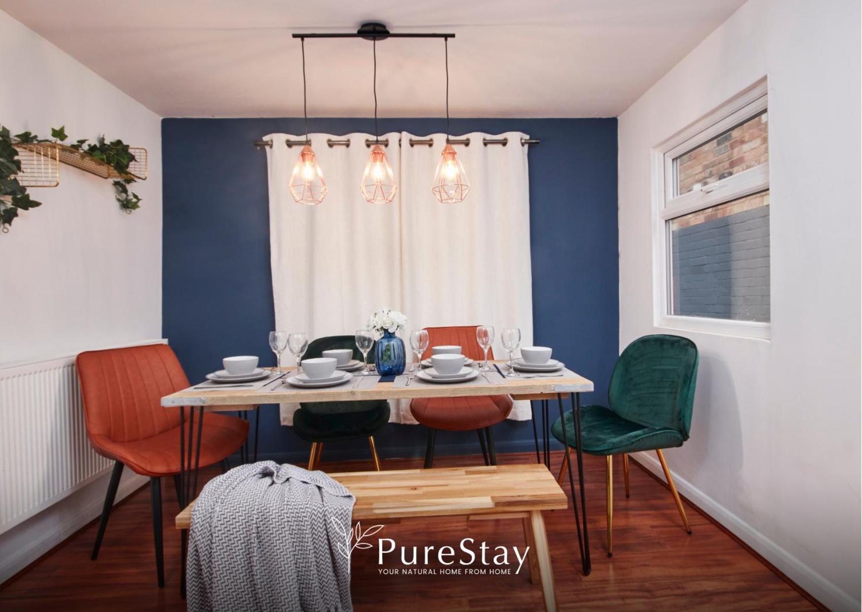 5 Bed House In Leamington Spa Perfect For Contractors With 7 Beds By Purestay - 14 Night Min! المظهر الخارجي الصورة